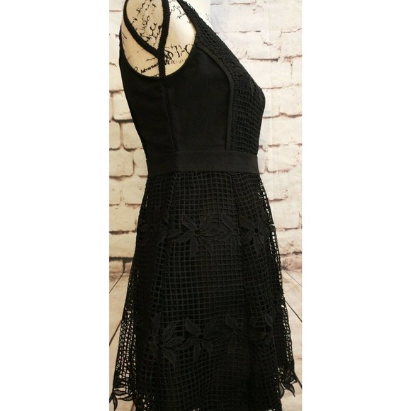 Skies are Blue Lined A Line Black Lace Crochet Sleeveless Size Small Dress NEW - Picture 5 of 10